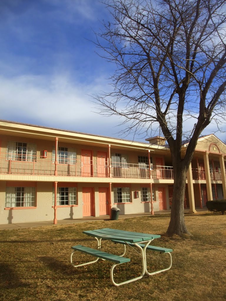 Ramada Hotel at Roswell, NM, Декстер