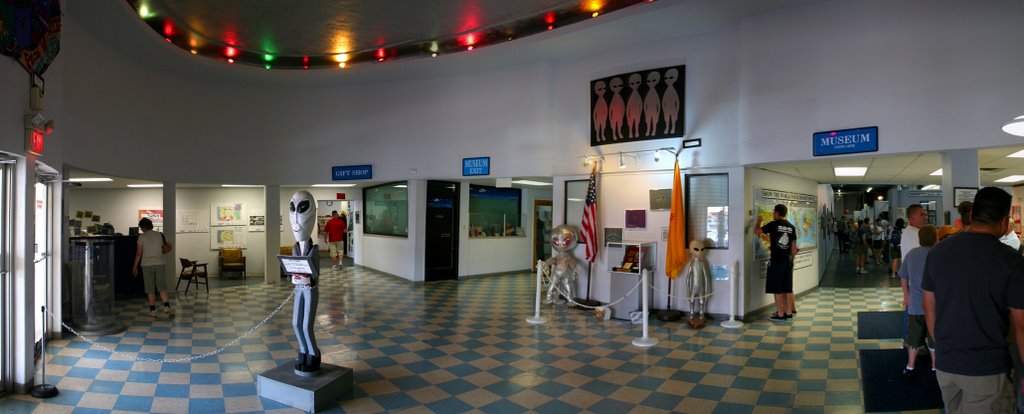UFO Museum Roswell New Mexico, Декстер