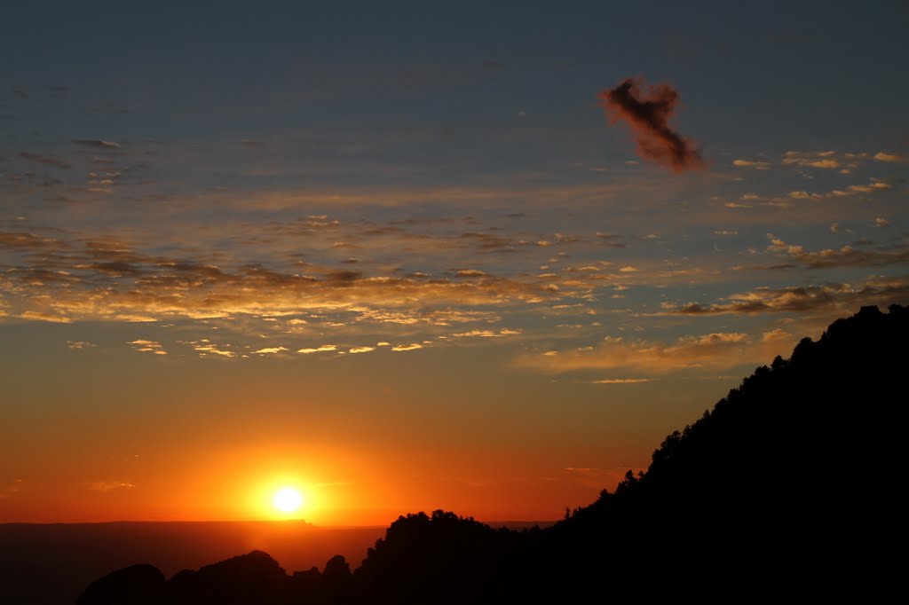 Sunset in Sandia Mountains, Карризозо