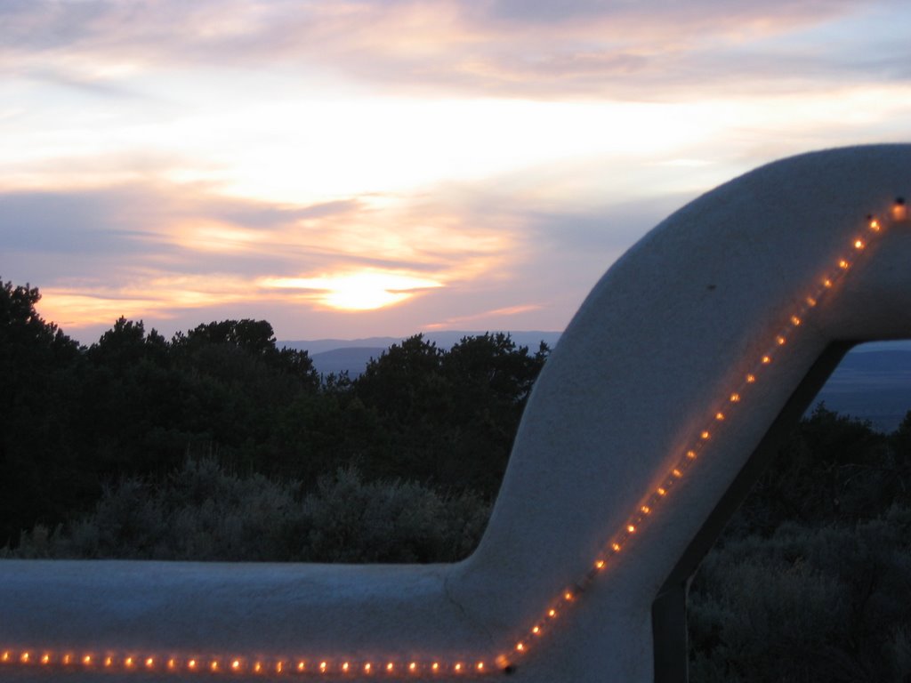 Sunset at a Taos Restaurant, Ранчос-Де-Таос