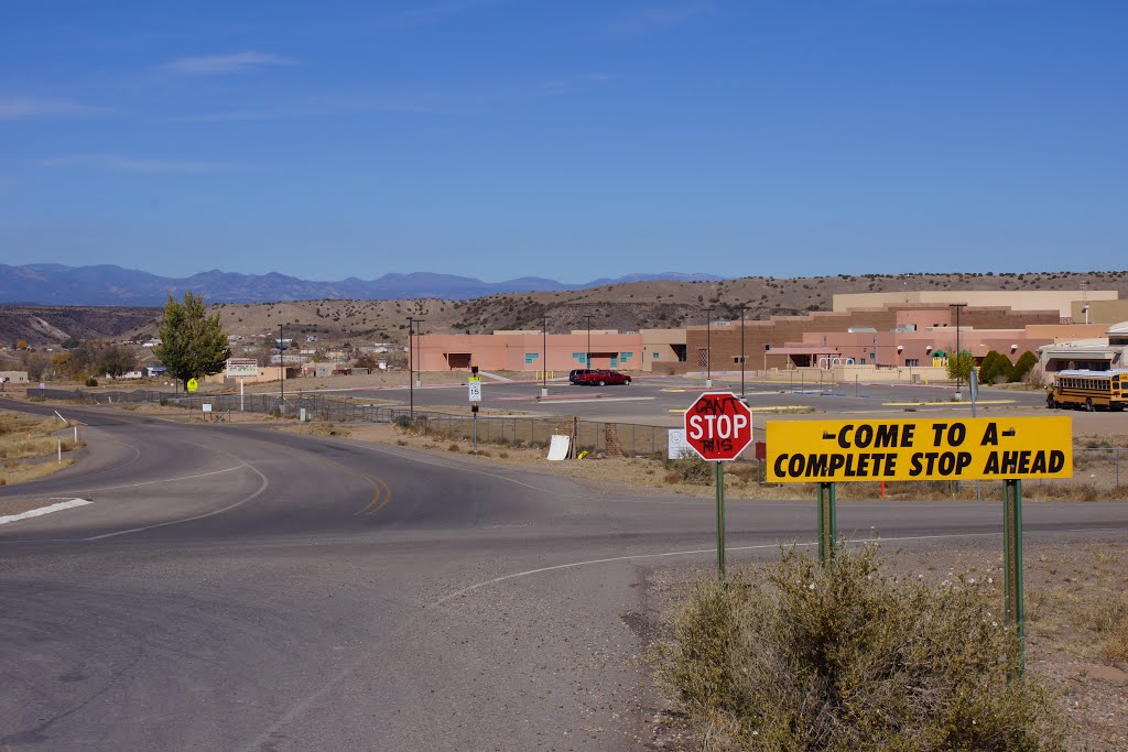 2013, Entering San Felipe Pueblo from I-25., Сан-Фелипе-Пуэбло
