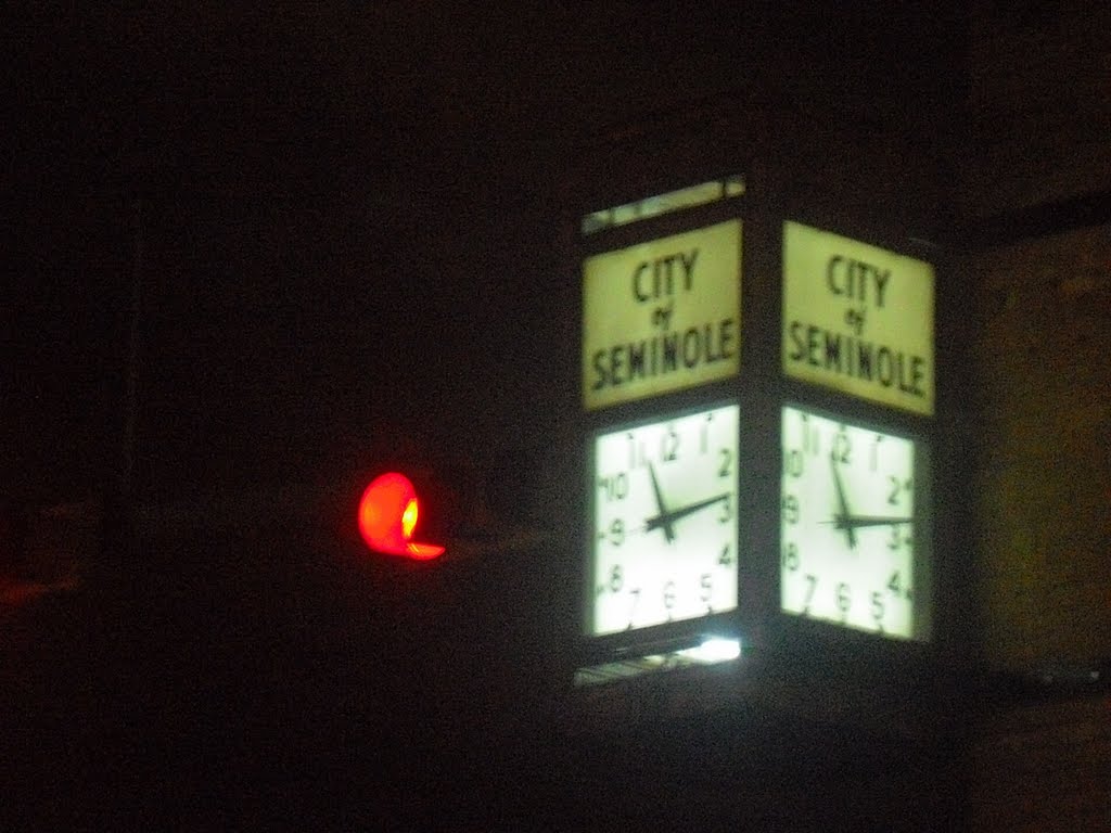 Clock of Seminole, Татум