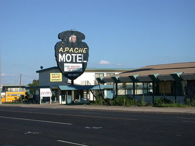 Old Motel Street at Tucumcari , NM, Тукумкари