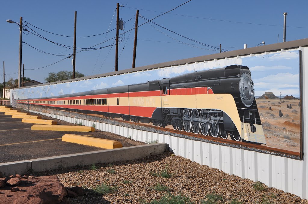 Tucumcari mural of train, Тукумкари