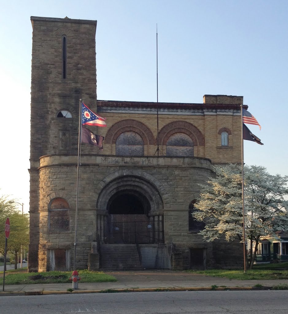 Veterans Memorial Hall, Айронтон
