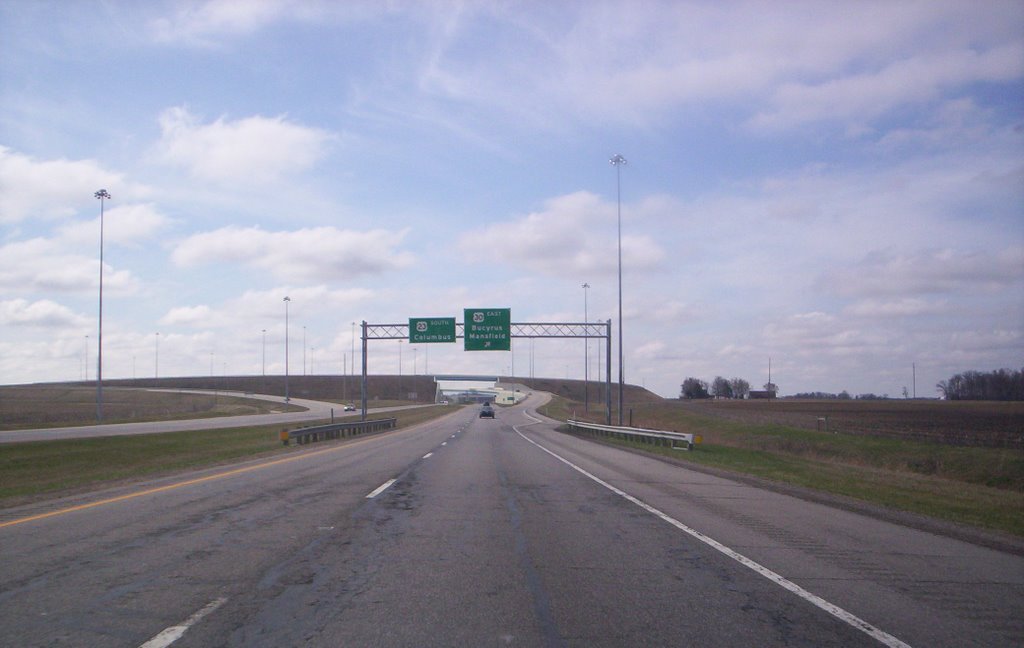 US 23 heading south at Junction US 30 East, Аппер-Сандуски