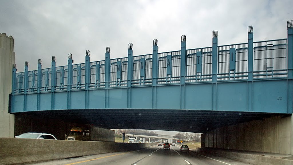 2010 I-75S Overpass - Carthage, Cincinnati, OH, USA, Арлингтон-Хейгтс