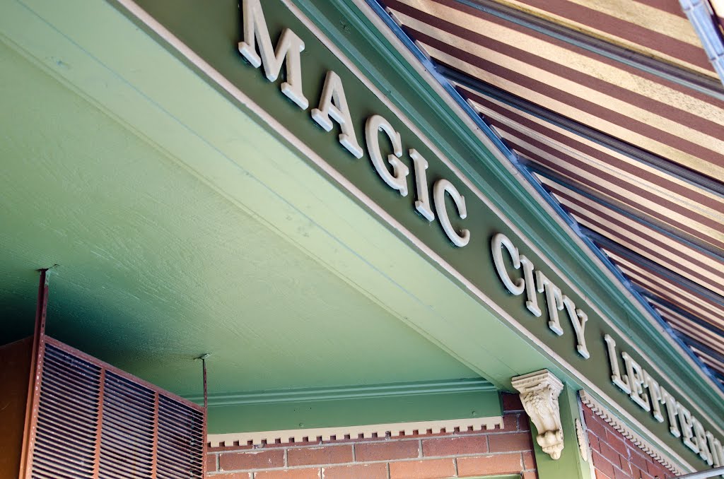 Magic City, Барбертон