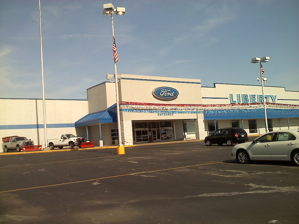 Former Super Kmart in Maple Heights, Ohio, Бедфорд