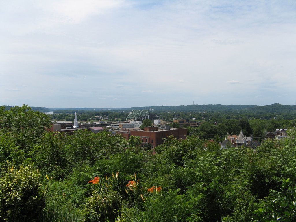 Parkersburg, WV, from Quincy Hill Park, Белпр