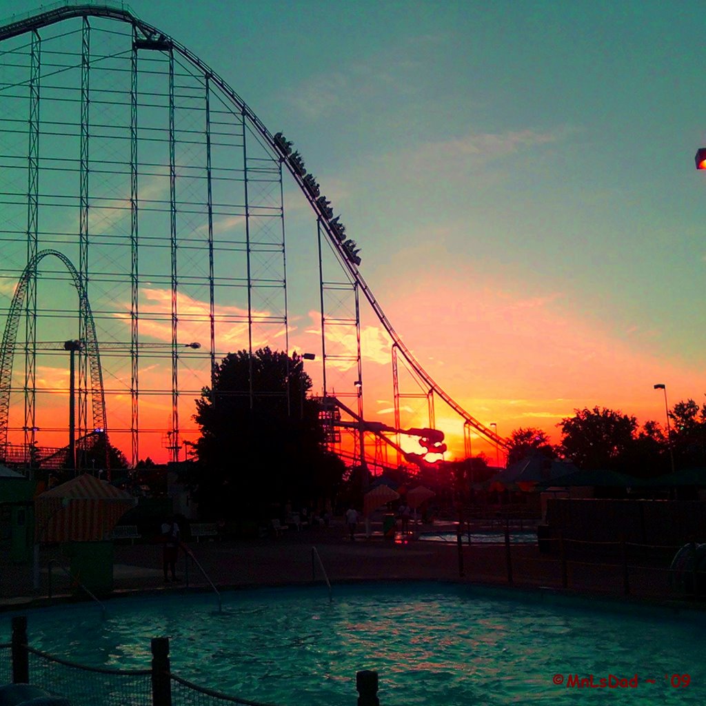 Riding into the Sunset ~ Cedar Point ~ Magnum XL200, Браднер