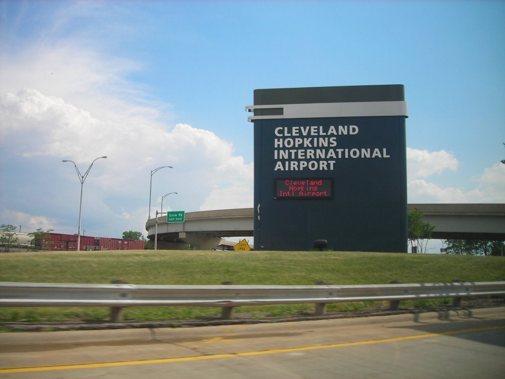 Cleveland Hopkins Intl Airport, Брук-Парк