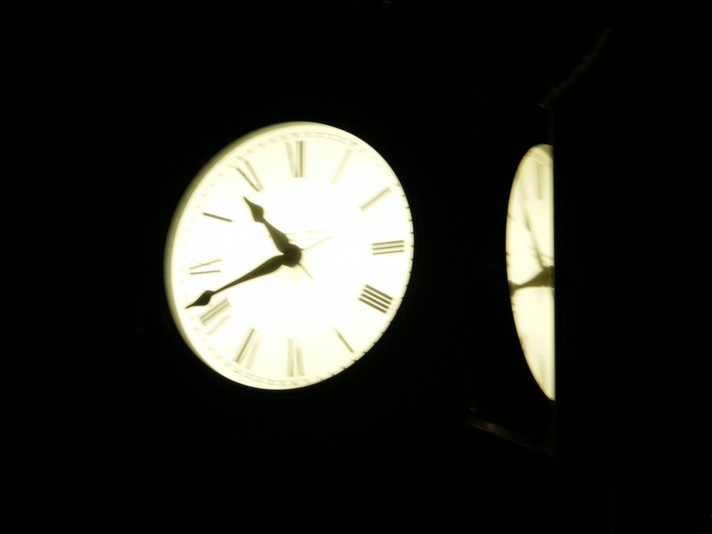 Downtown Clock, Гров-Сити