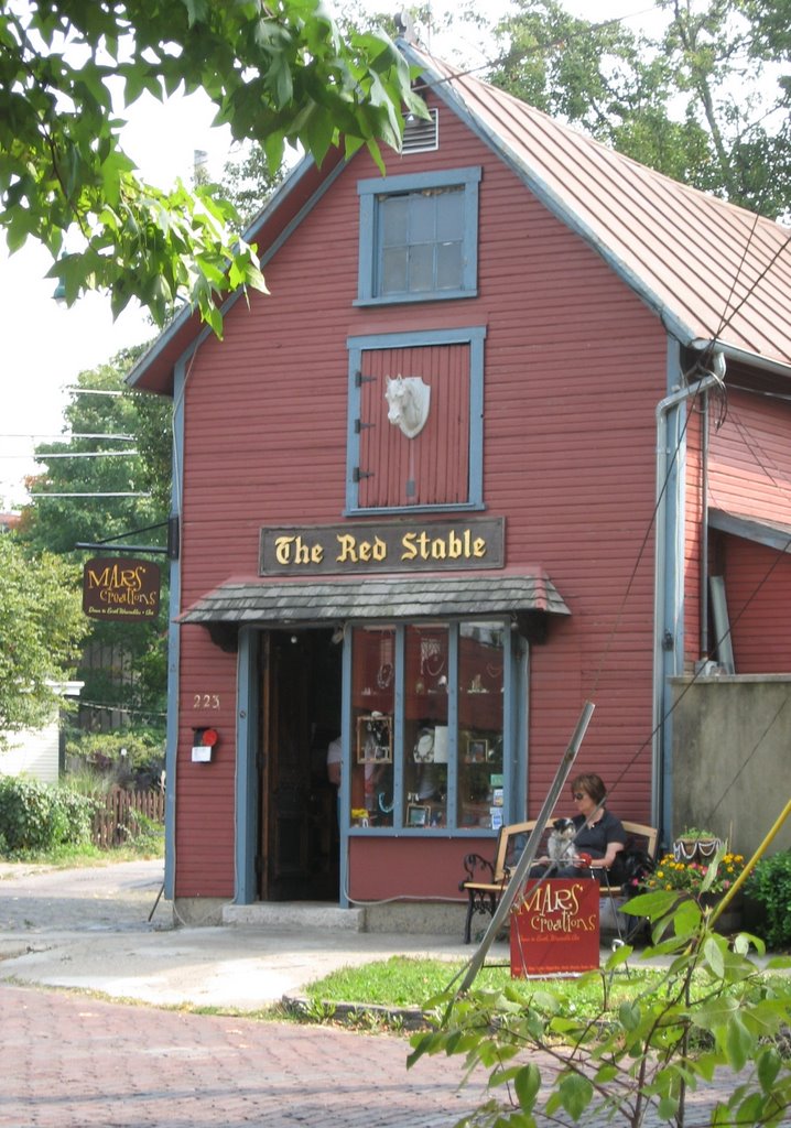 Red Stable Store in German Village, Гров-Сити