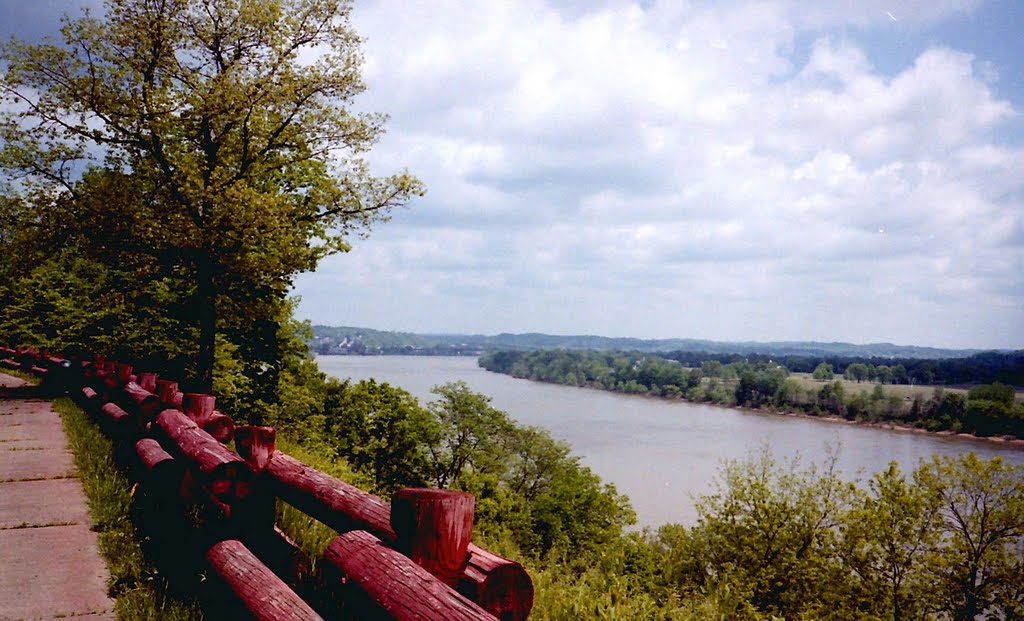 Ohio River , near Marietta, OH, Девола