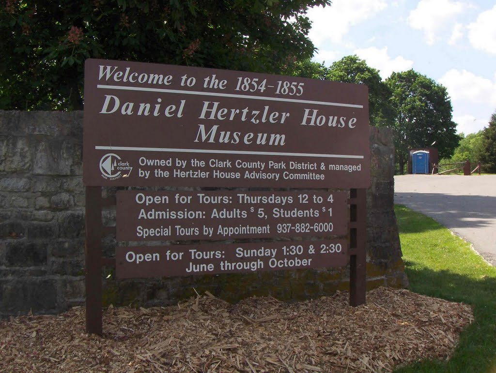 Daniel Hertzler House Museum, GLCT, Доннелсвилл