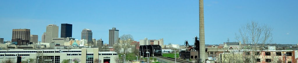 Downtown Dayton as seen from I-75, Дэйтон