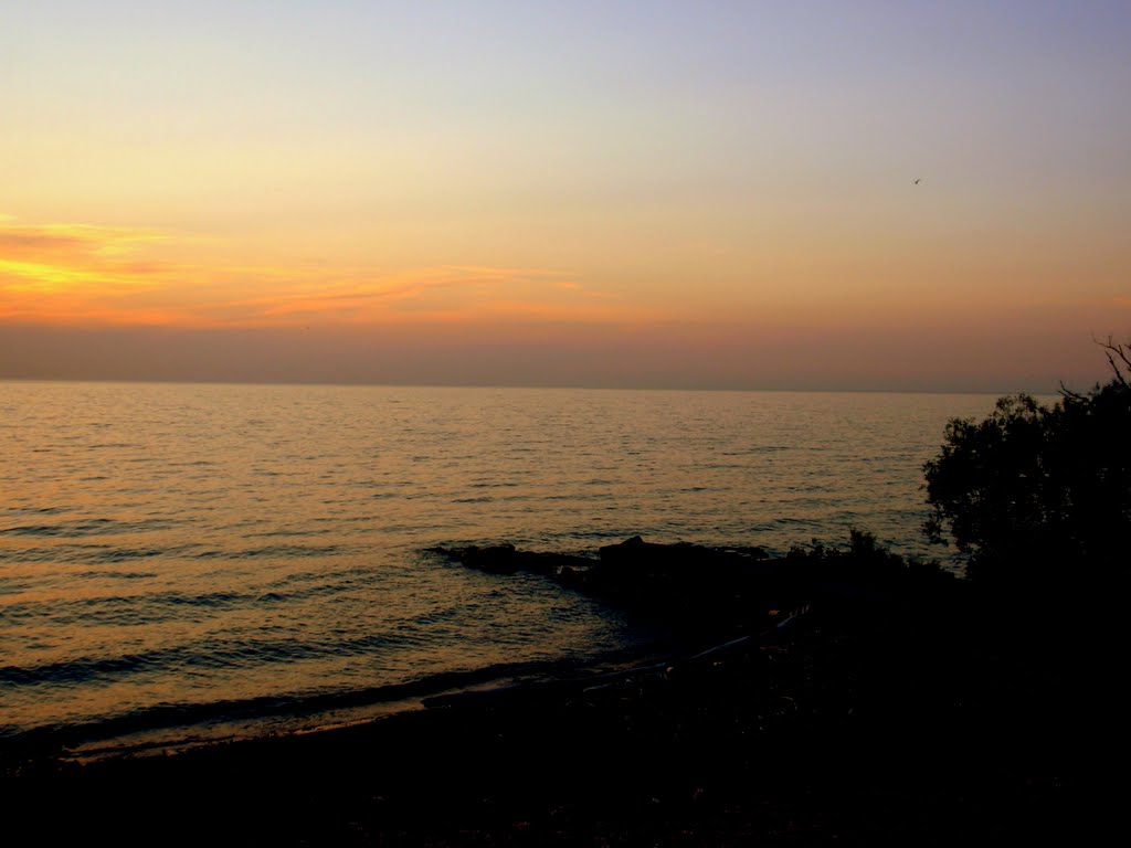 Lake Erie evening on Summer Soltice 2007, Евклид
