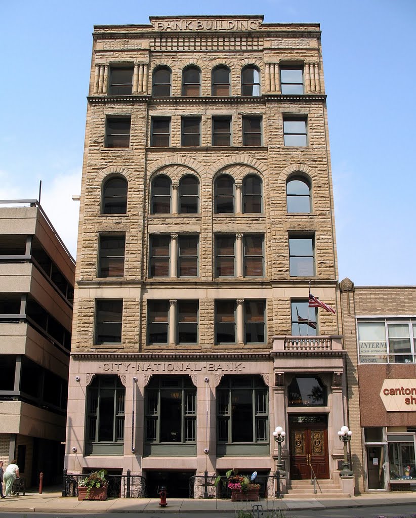 City National Bank Building, 205 Market Ave., S., Canton, OH, Кантон