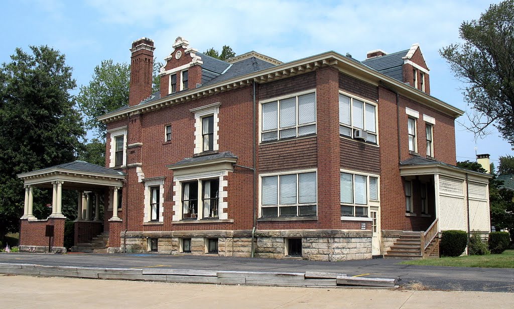 Harry S. Renkert House, 1414 Market Ave., N., Canton, OH, Кантон