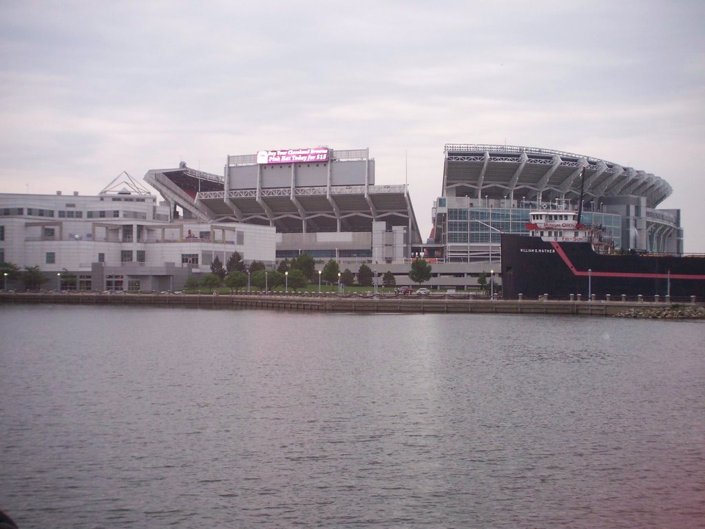 Cleveland Browns Stadium, Кливленд