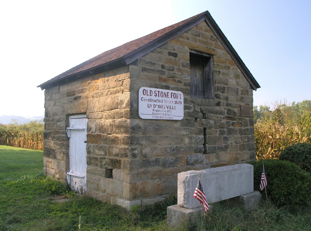 Old Stone Fort - Oldest Structure in Ohio - Constructed 1679, Лауелл