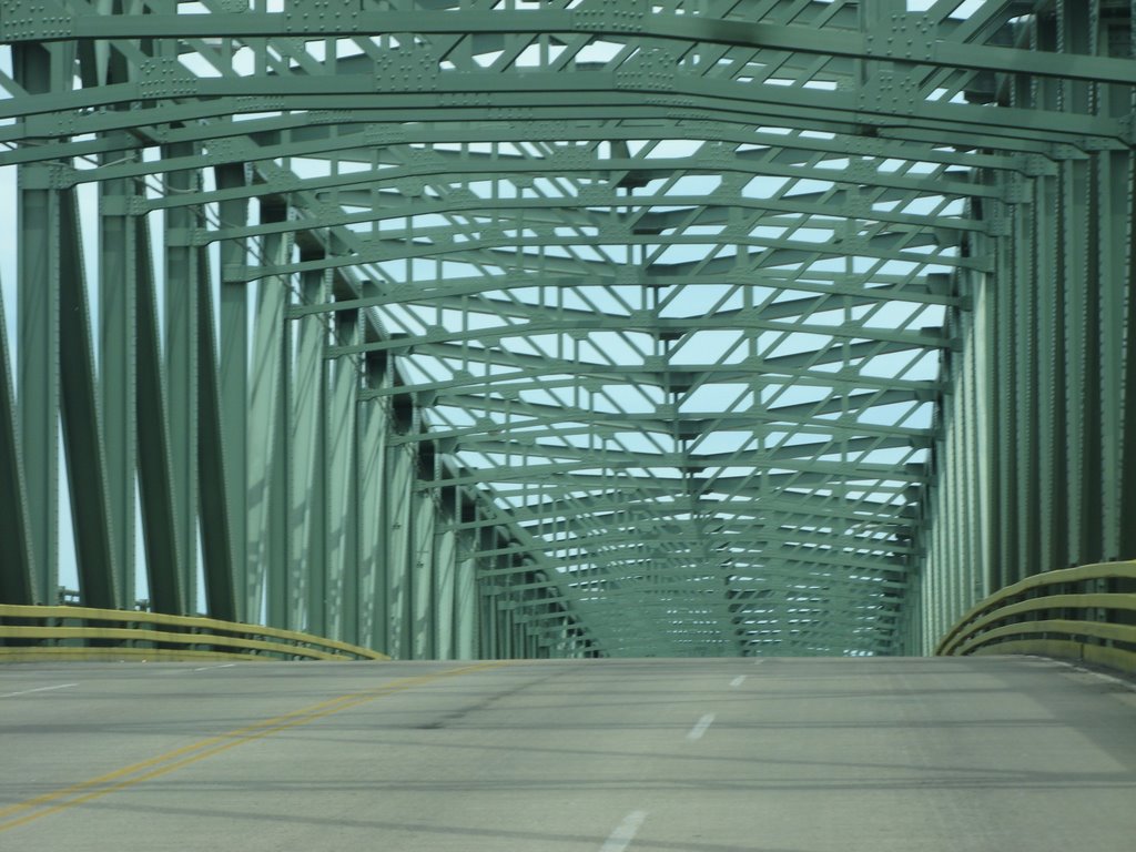 Henderson High Level Bridge, Lorain, Ohio, Лорейн
