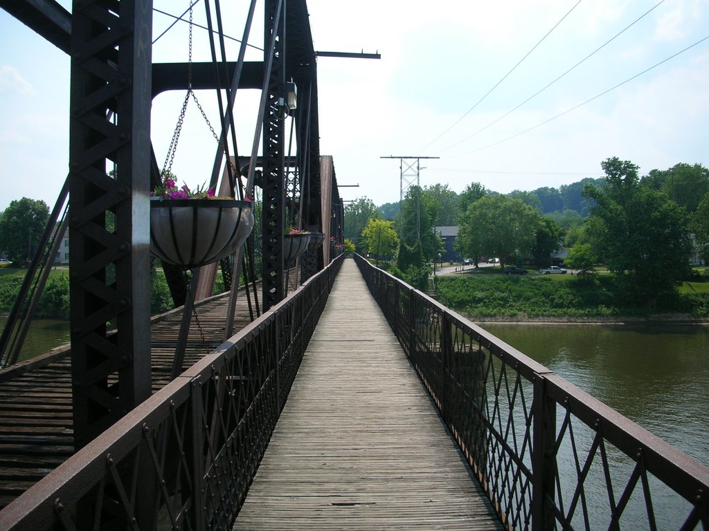 the walking bridge, Маритта