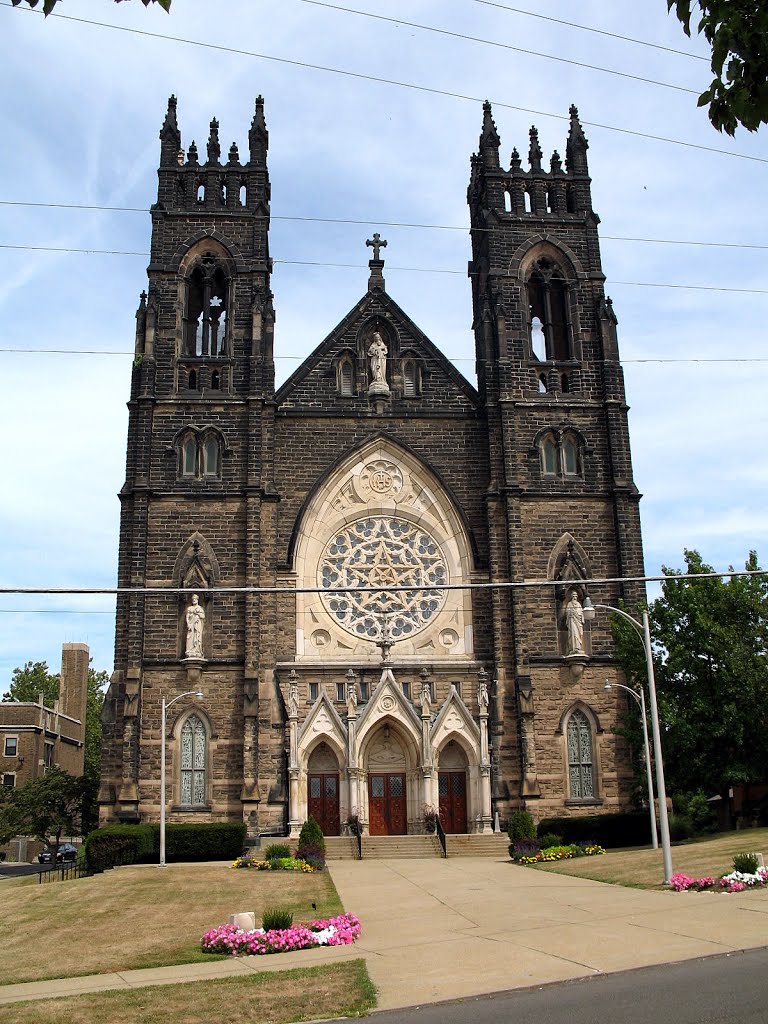 St. Marys Catholic Church, 206 Cherry Rd., NE, Massillon, OH, Массиллон