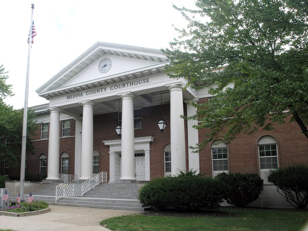 Medina County Courthouse (Modern Annex) - Medina, Ohio, Медина