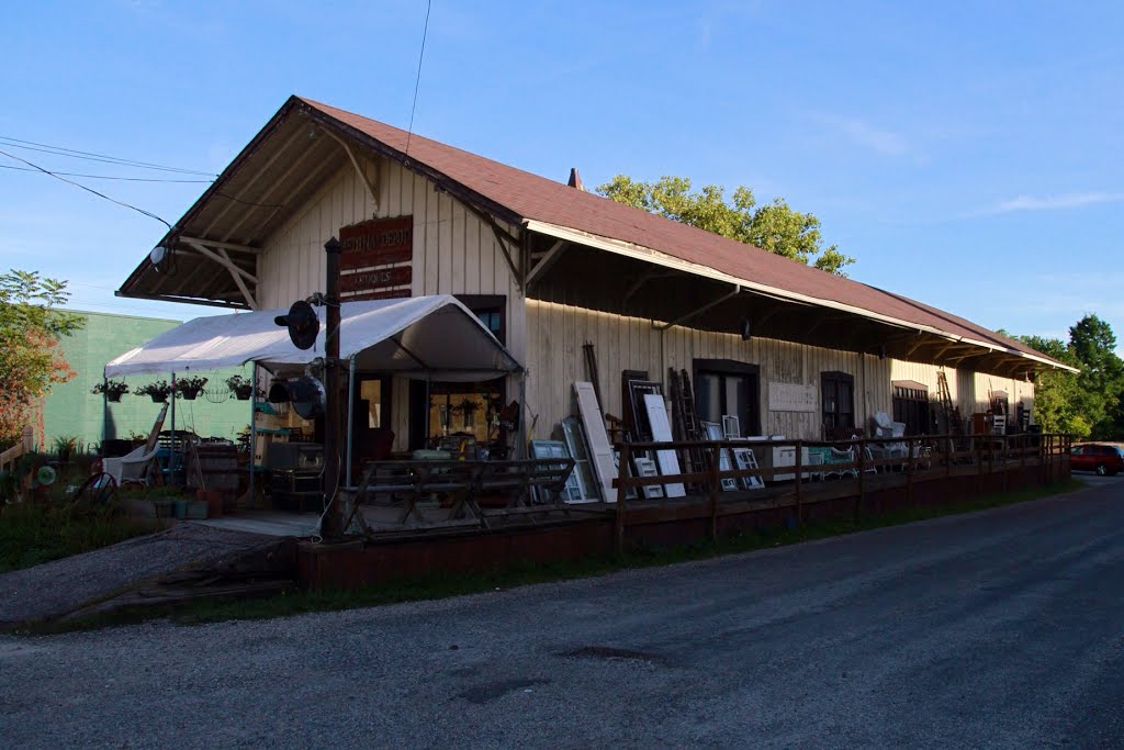 Former CL&W Freight Station, Medina, Ohio, September 6, 2013, Медина