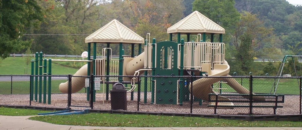 Playground at Daniels Park, Willoughby Ohio, Ментор