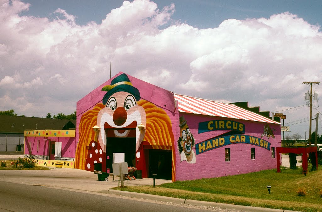 The Circus Car Wash, Миллбури