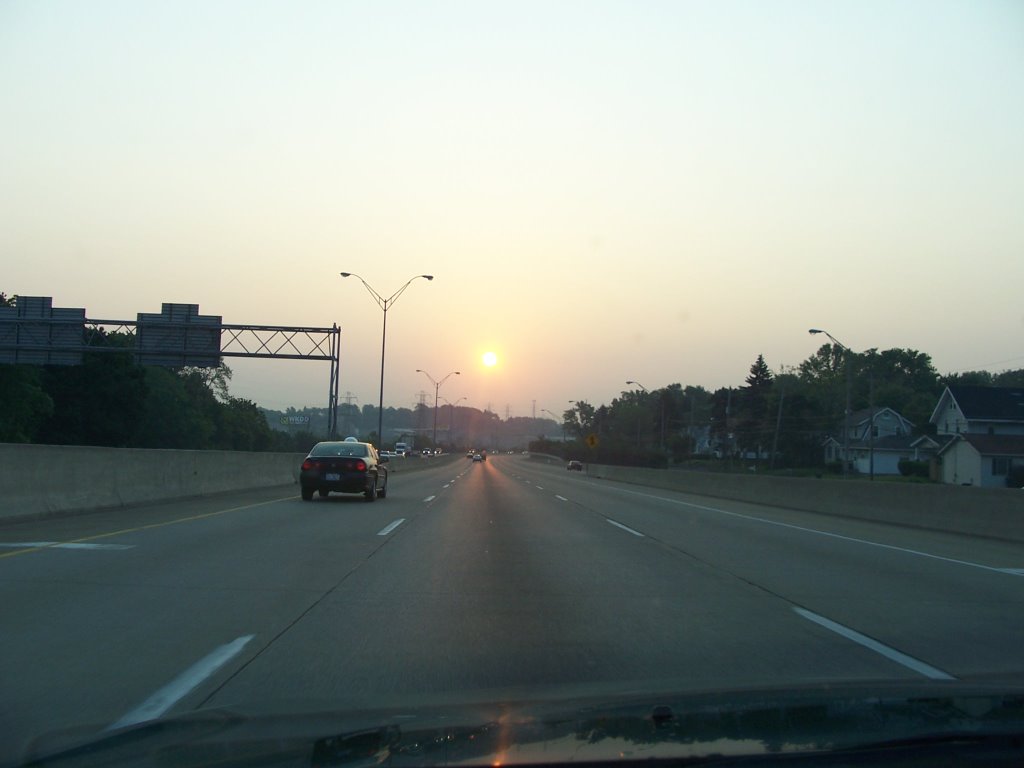 Sunrise I-76 east of Akron, OH, Могадор