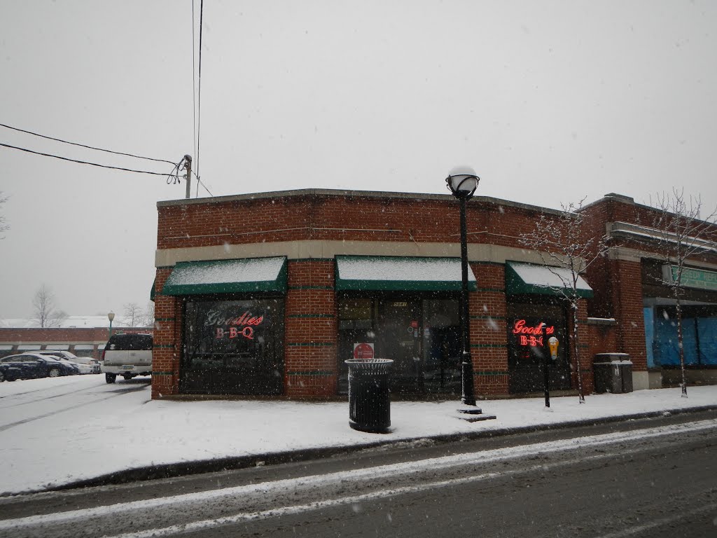 Goodies BBQ Restaurant... closed, now  under new management, Норт-Колледж-Хилл