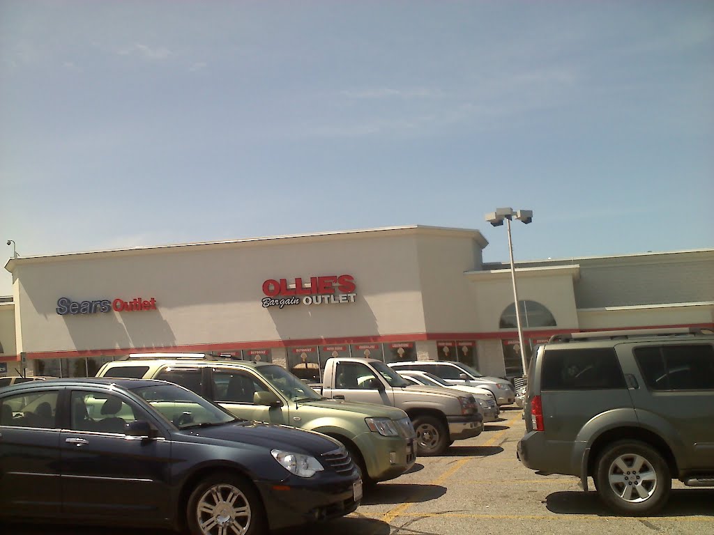 Sears Outlet and Ollies (North Olmsted, Ohio), Норт-Олмстед