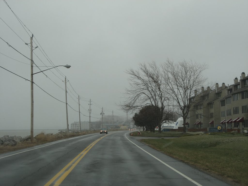 W. Lakeshore Drive in winter, Port Clinton, Ohio, Порт-Клинтон
