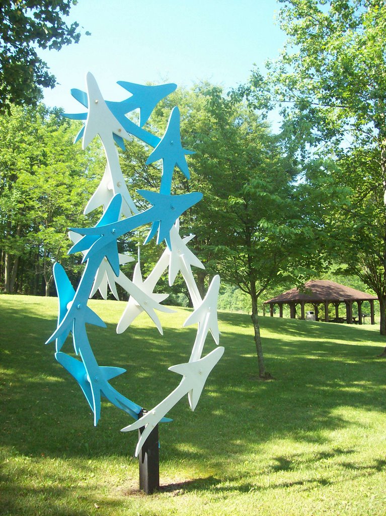 "Windhover" Sculpture, Рарден