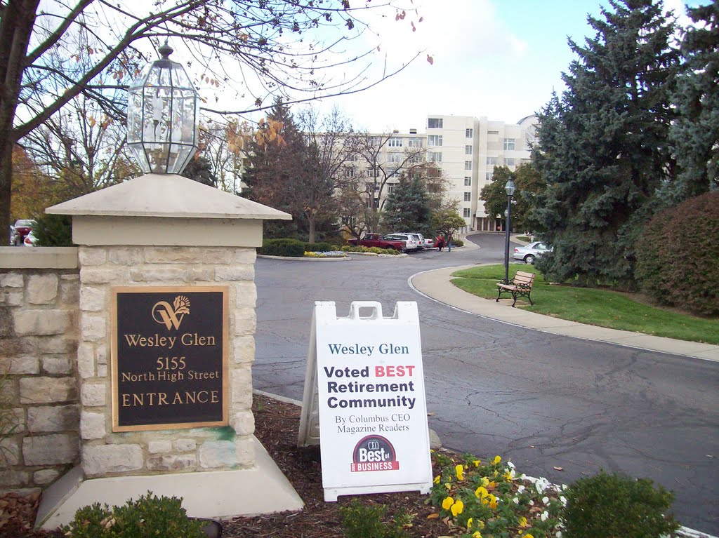 Wesley Glen Retirement Community-Main Entrance, Риверли