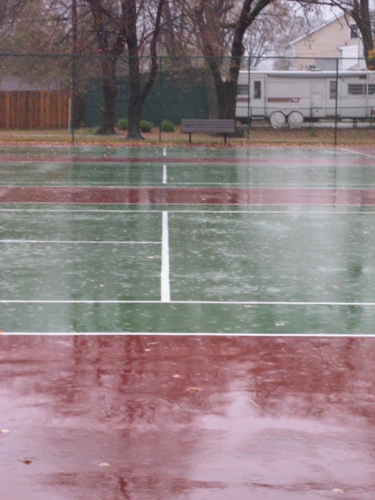 Tennis court, Роки-Ривер