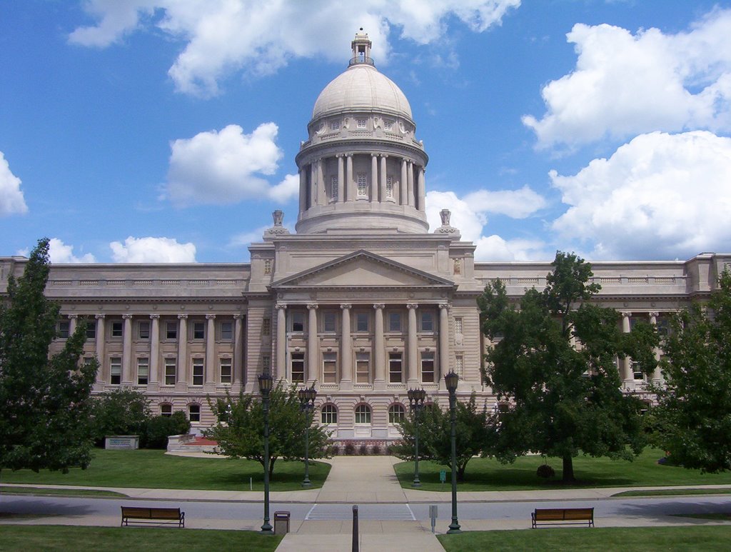 Kentucky State Capitol, Сант-Бернард