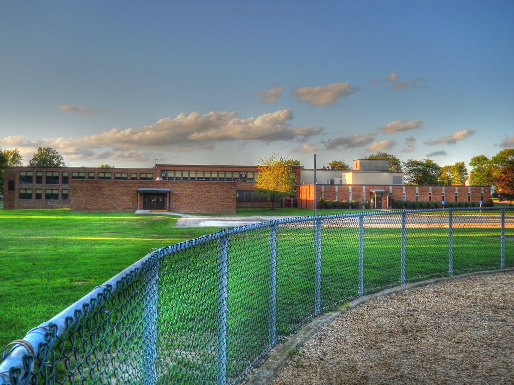 Empty Schoolyard, Саут-Евклид