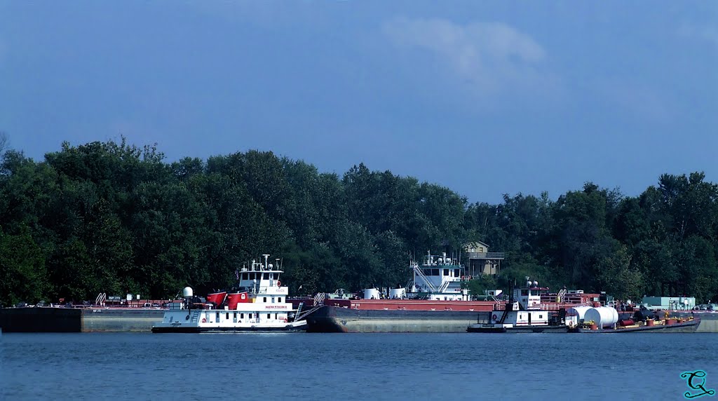 Tugs on the River, Саут-Пойнт
