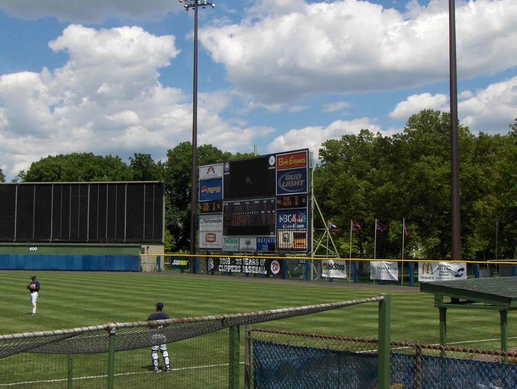 Cooper Stadium (Team has moved to Huntington Park Baseball Stadium), GLCT, Урбанкрест