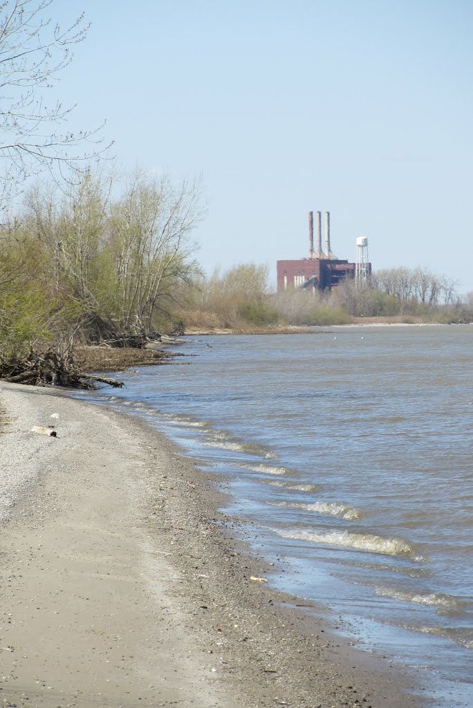 Far view of JR Whiting power plant, Харбор-Вью