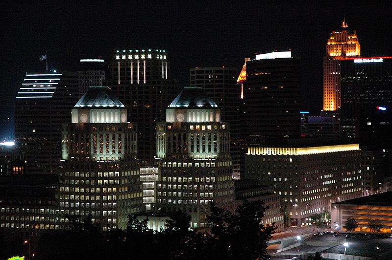 Cincinnati at night, Цинциннати