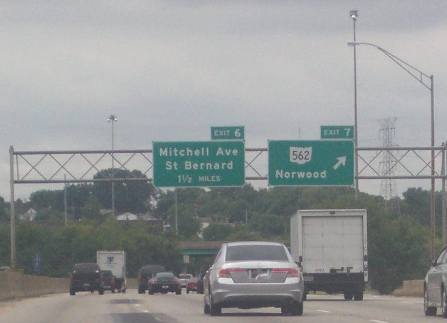 Exit 7 to OH-562 on I-75 Southbound 08/14/2011, Элмвуд-Плейс