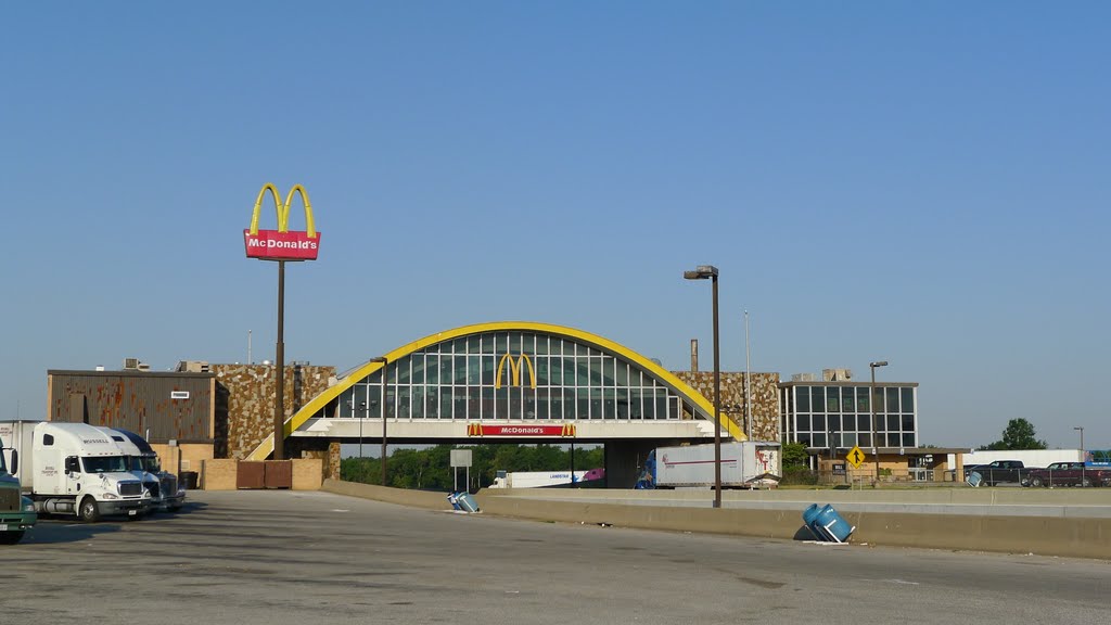 Worlds Largest Mc Donalds in Vinita,Oklahoma, Винита