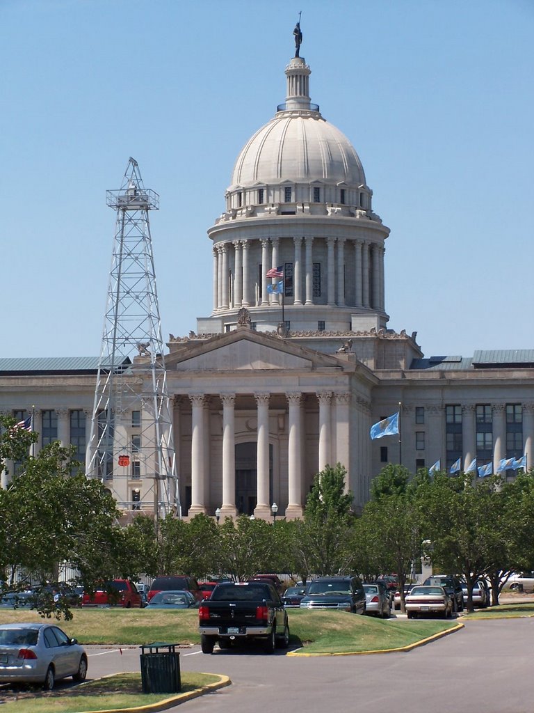 Oklahoma Capital, Николс-Хиллс