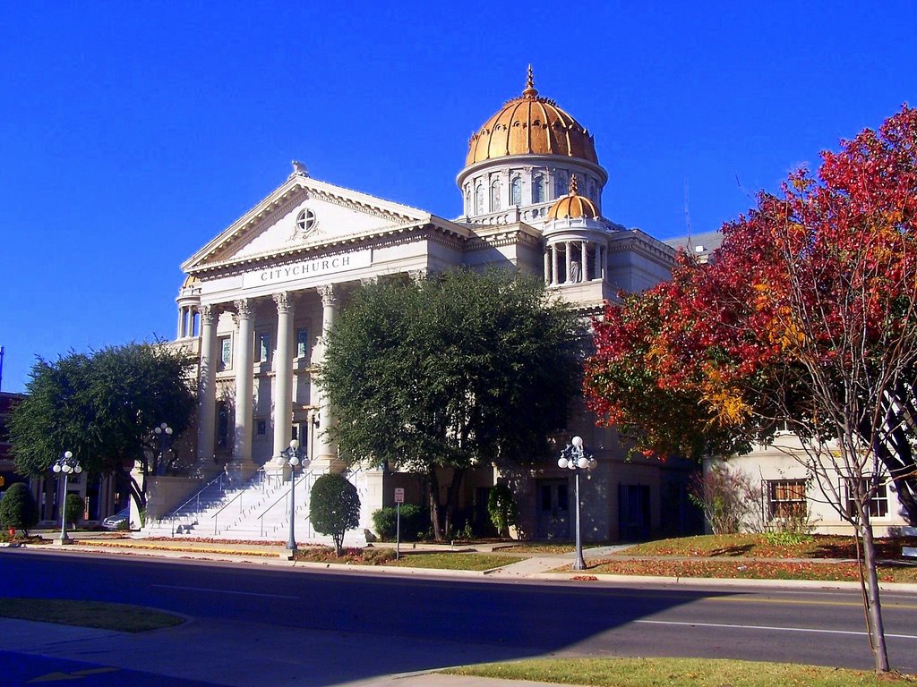 City Church 10th and Robinson, Николс-Хиллс